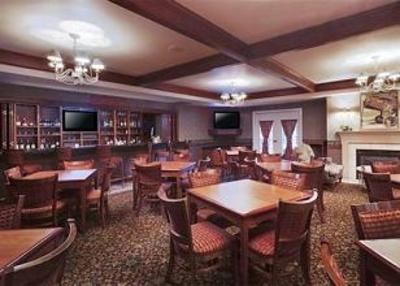 фото отеля Comfort Suites Milwaukee Airport Oak Creek