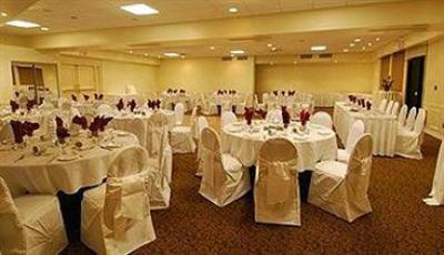 фото отеля Embassy West Hotel and Conference Centre