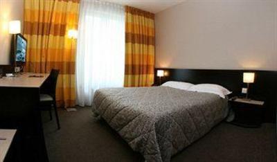 фото отеля Hotel De La Paix Brest