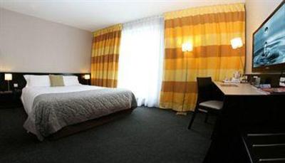 фото отеля Hotel De La Paix Brest