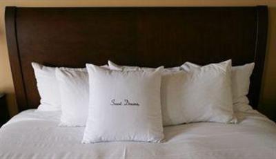 фото отеля Ashmore Inn and Suites