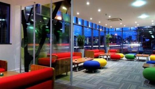фото отеля Park Inn Watford