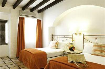 фото отеля Hotel Mision San Gil Queretaro