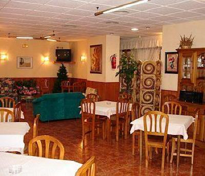 фото отеля Hostal San Marcos Huesca