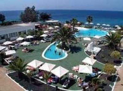 фото отеля Aparthotel Blue Sea Costa Teguise Beach