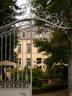 фото отеля Hostellerie Le Cedre