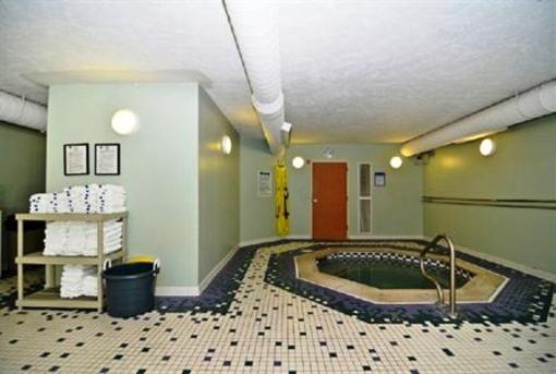 фото отеля BEST WESTERN Plus Executive Court Inn & Conf. Ctr