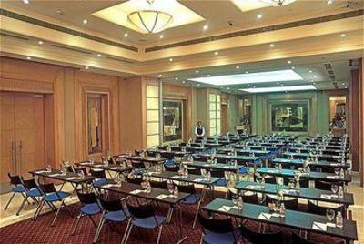 фото отеля Park Plaza Noida