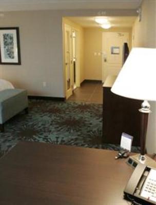 фото отеля Hampton Inn by Hilton Toronto Airport Corporate Centre