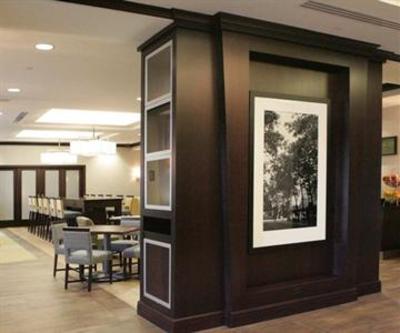 фото отеля Hampton Inn by Hilton Toronto Airport Corporate Centre