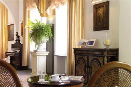 фото отеля Hotel Capri