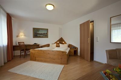 фото отеля Parkhotel Sonnenhof Oberammergau
