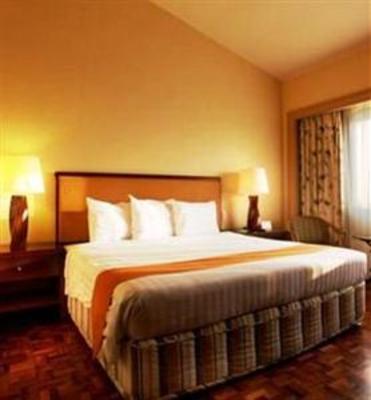 фото отеля Taal Vista Hotel
