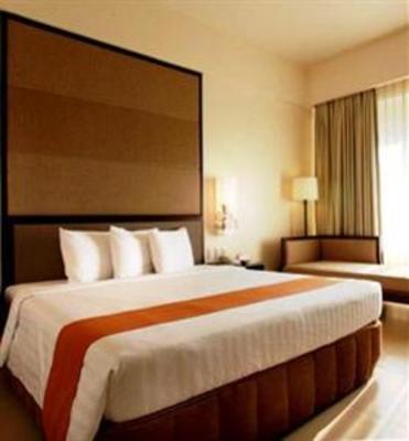 фото отеля Taal Vista Hotel