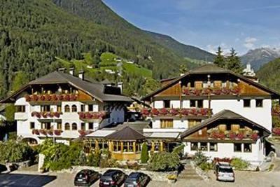 фото отеля Stocker Alphotel Campo Tures