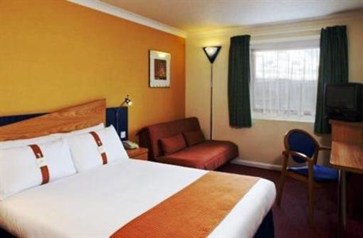 фото отеля Holiday Inn Express Bristol - North