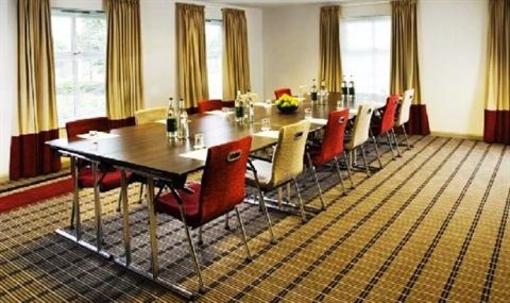 фото отеля Holiday Inn Express Bristol - North