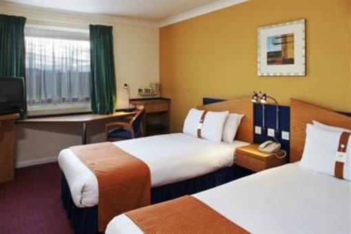 фото отеля Holiday Inn Express Bristol - North
