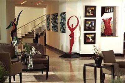 фото отеля Gallery ONE - A Doubletree Guest Suites Hotel