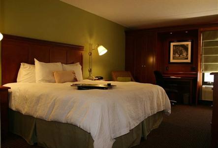 фото отеля Hampton Inn St. Louis/Westport