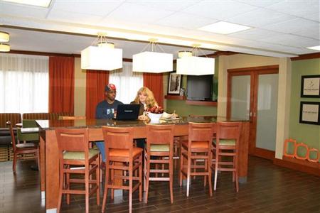 фото отеля Hampton Inn St. Louis/Westport