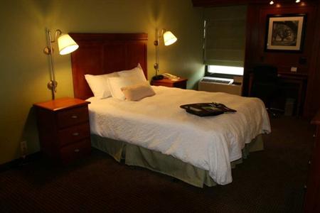 фото отеля Hampton Inn St. Louis/Westport