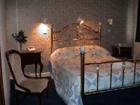The Cedars Hotel & Restaurant
