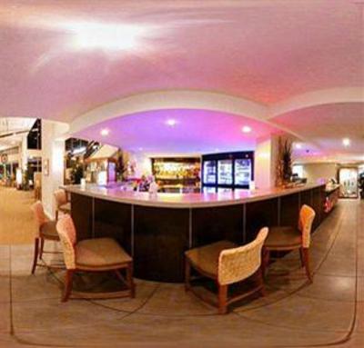 фото отеля Pacific International Hotel Cairns