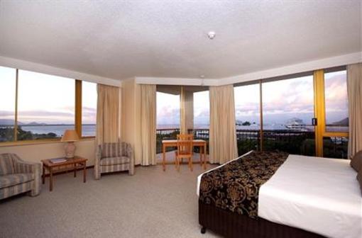 фото отеля Pacific International Hotel Cairns