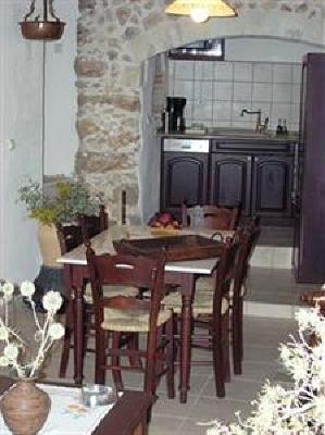 фото отеля Samonas Traditional Villas Armeni