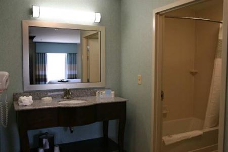 фото отеля Hampton Inn And Suites Wilder