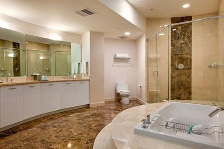 фото отеля Hilton Ft Lauderdale Beach Resort