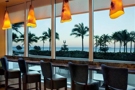 фото отеля Hilton Ft Lauderdale Beach Resort
