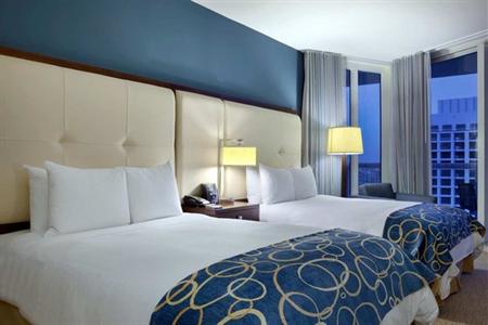 фото отеля Hilton Ft Lauderdale Beach Resort