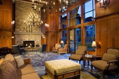 фото отеля The Village Lodge Mammoth Lakes