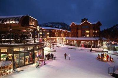 фото отеля The Village Lodge Mammoth Lakes