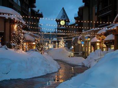 фото отеля The Village Lodge Mammoth Lakes