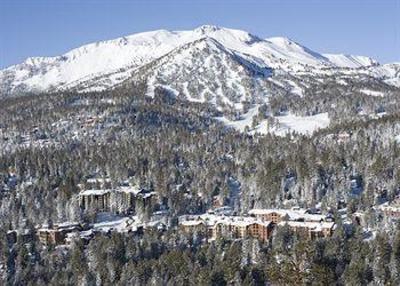 фото отеля The Village Lodge Mammoth Lakes