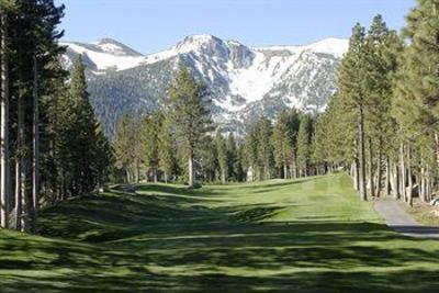 фото отеля The Village Lodge Mammoth Lakes