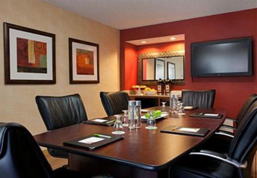 фото отеля Courtyard by Marriott Sacramento Airport Natomas