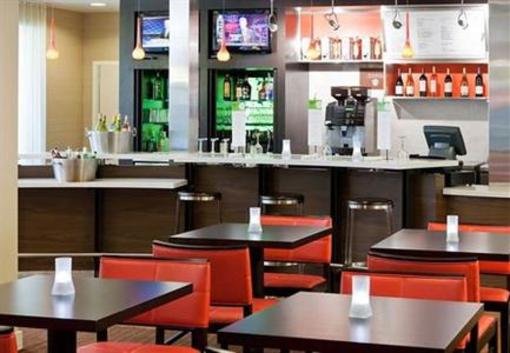 фото отеля Courtyard by Marriott Sacramento Airport Natomas