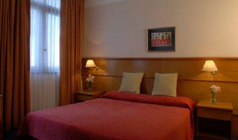 фото отеля Hotel Suites Catalinas