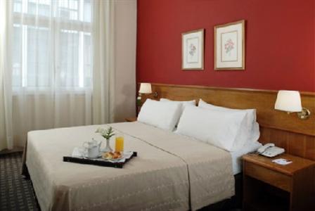 фото отеля Hotel Suites Catalinas