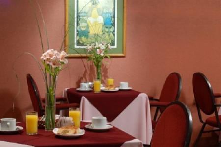 фото отеля Hotel Suites Catalinas