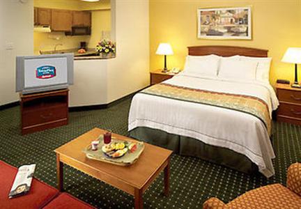 фото отеля TownePlace Suites Washington Dulles Airport