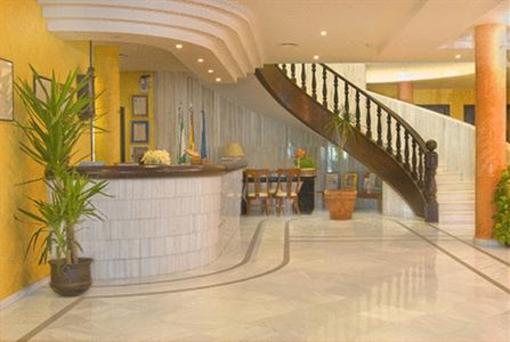 фото отеля Los Bronces Hotel Lucena