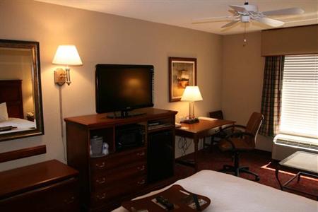 фото отеля Hampton Inn & Suites Montgomery-East Chase