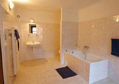 фото отеля Hotel U Dvou Zlatych Klicu (Two Golden Keys)