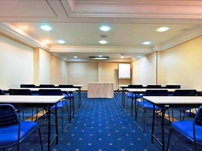 фото отеля Mercure Curitiba Batel