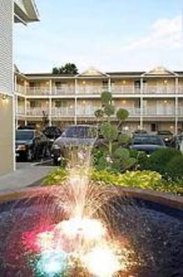фото отеля Parkside Inn Bridgeview Mackinaw City